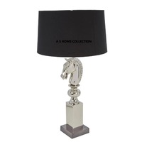 Lampe de table de style super luxueux, lampes décoratives simples avec taille personnalisée pour les décorations de Noël et les mariages