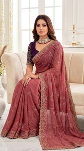 Sari de Seda Rosa Elegante de AARA Fashion con Bordado Dorado y Borde Floral, Protección Solar para Bodas y Ocasiones Especiales, Ropa Tradicional para Mujer - Product Image 2