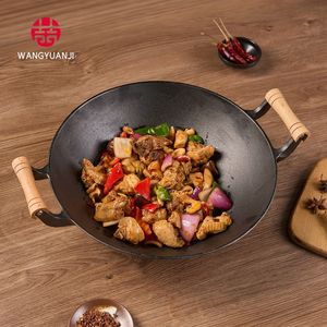 WANGYUANJI Wok Classico Grande in Ghisa con Manici in Legno 36 cm, Padella Commerciale a Doppio Manico per Uso Domestico e Professionale - Product Image 3