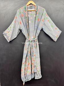 Robe kimono en soie de luxe pour femmes |   Imprimé floral fait main, col en V, taille élastique, manches courtes, longueur complète |   Printemps-Été Front - Product Image 5