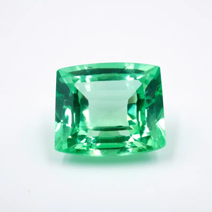 Saphir vert cultivé en laboratoire : 18,60 carats, taille coussin, 15x14x8MM - Product Image 5