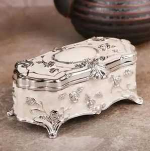 Handcrafted Wood Resin <b>Ring</b> <b>Box</b> Magnetic Hinged Lid Clear Epoxy Wood <b>Proposal</b> Engagement Single <b>Ring</b> Storage Organizer Case <b>Box</b> - Product Image 4
