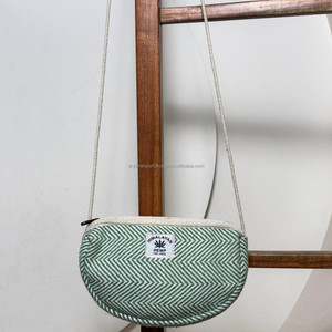 Nuevo bolso minimalista de media luna de cáñamo, bolso cruzado ecológico hecho a mano con cremallera, bolso de hombro de cáñamo Natural del Himalaya - Product Image 2