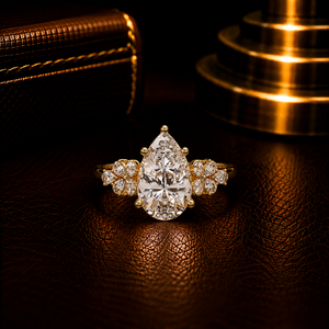 Anillo de Diamante Cultivado en Laboratorio con Certificación IGI, Corte Pera de 5.00 Ct, Oro Puro de 14K, Anillo de Compromiso, Joyería de Lujo para Boda - Product Image 2
