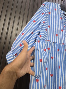 Vestido de mujer con estampado de corazones a rayas azules y blancas, estilo vintage, cintura imperio, manga larga, corte en A, con lazo, largo hasta la rodilla - Product Image 4