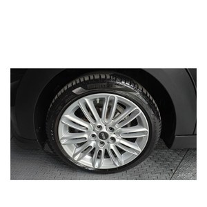 Mini Cooper 2022/1, 5 Puertas, Classic Plus, 29,950 km, Asientos de Cuero, Volante a la Izquierda, Cámara Trasera - Product Image 5