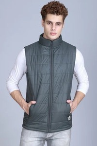 Chaleco Acolchado Sin Mangas para Hombre de la Mejor Calidad, Ligero y Resistente al Viento, para Senderismo y Uso en Exteriores en Invierno, Disponible para la Venta - Product Image 5