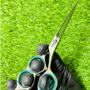 Ciseaux de coiffure professionnels en acier inoxydable à lame droite, 3 anneaux, ultra-affûtés, outil de toilettage - Product Image 4