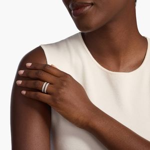 Bague à deux rangs sertie de diamants pavés en or rose - Product Image 4