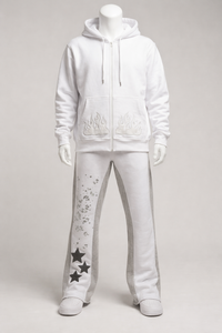 Conjunto deportivo SHY SPORTS de felpa francesa personalizado con bordado de logotipo, sudadera con capucha gruesa y pantalones deportivos para uso unisex. - Product Image 1