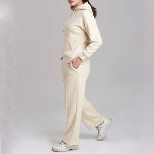 Nuevo Chándal Deportivo para Mujer con Diseño Moderno y Personalizable, con Logotipo Personalizado, Estilo Urbano Moderno, Tela Suave - Product Image 4