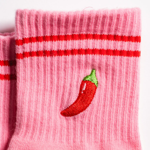 Chaussettes courtes roses avec broderie pimentée, semelle antidérapante, en mélange de coton pour femme, idéales pour le Pilates, le yoga, style régulier printemps - Product Image 2