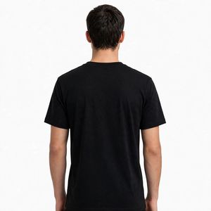 Camiseta Gráfica Unisex NEXTEX Negra con Capucha, Estampado, Algodón Suave, Cuello Redondo, Informal - Product Image 2
