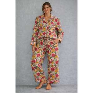 Conjunto de Pijama de Algodón para Mujer con Estampado a Mano, Conjunto de Pijama Cómodo para Dormir y Descansar - Product Image 1