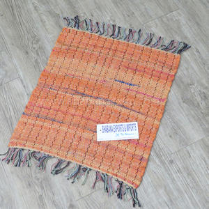 Tapis indien Chindi en coton et cuir de haute qualité Tapis Chindi tissé à la main réversible pour la décoration du salon Tapis recyclé d'Inde - Product Image 5