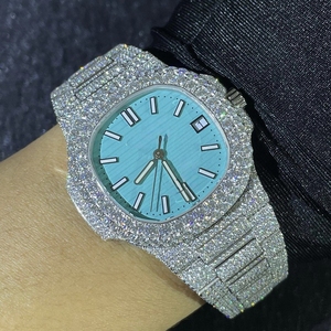 Relojes Clásicos Unisex Hechos a Mano con Diamantes Moissanite VVS1, Correa de Acero Inoxidable, Esfera Analógica Mecánica - Product Image 4