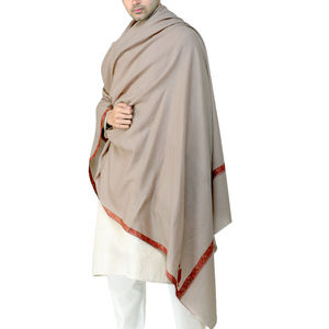 ผ้าคลุมไหล่ผู้ชายคุณภาพสูงปี 2026 ขายส่ง ปักโลโก้และออกแบบได้ตามต้องการ น้ำหนักเบา แห้งเร็ว ผ้าถักทันสมัย - Product Image 3