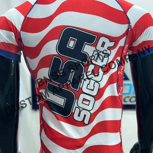 เสื้อแฟนฟุตบอลทีมชาติสหรัฐอเมริกา ปี 2026 แบบยูนิเซ็กซ์ ระบายอากาศได้ดี คุณภาพสูง ผลิตจากโพลีเอสเตอร์  รับสกรีนชื่อทีมและโลโก้ สำหรับฟุตบอลโลก - Product Image 4