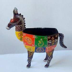 Maceta Decorativa de Hierro Forjado con Forma de Caballo, Diseño Moderno de la Mejor Calidad, Hecha a Mano, para Decoración del Hogar y Mesa, para Suculentas y Flores - Product Image 4