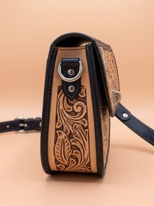 Sac à bandoulière vintage en cuir véritable gaufré géométrique avec chaîne et fermeture éclair marron pour femme, idéal au quotidien - Product Image 2