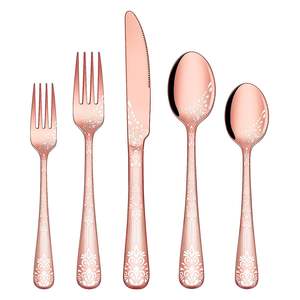 Juego de cubiertos inspirado en el horizonte costero para mesas abiertas, ideales para anfitrionajes relajados y experiencias culinarias frescas. - Product Image 5