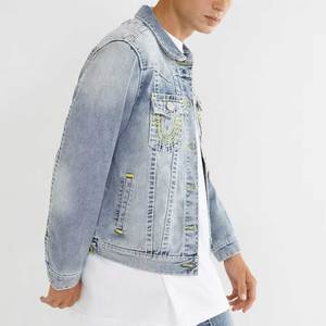 Veste en jean classique sur mesure pour homme, coupe slim décontractée avec fermeture boutonnée, style tendance. - Product Image 5