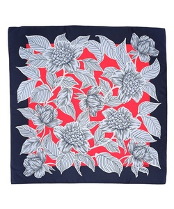 Pañuelo de Seda con Estampado Floral Rojo Vintage, Elegante, Botánico, Cuadrado, a la Moda, para Uso Diario, Casual y de Boutique - Product Image 1