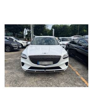 Genesis GV70 2.5T essence 2024, transmission intégrale, 34 770 km, conduite à gauche, boîte automatique, sièges en cuir, caméra de recul - Product Image 3