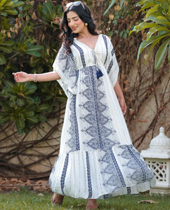 Nouvelle robe longue d'été pour femmes, avec un style amincissant tendance - Product Image 3