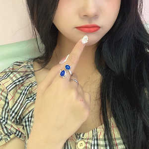 แหวนเงินแท้ปรับขนาดได้สำหรับผู้หญิง ประดับด้วยลาพิส ลาซูลีและเพชรทรงบริลเลียนท์ ตัวเรือนทองคำขาว เหมาะสำหรับสวมใส่ทุกวัน เครื่องประดับคุณภาพสูง - Product Image 2