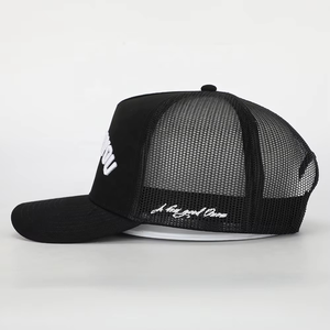 Casquette de sport personnalisée 5 panneaux en gros, broderie de logo de haute qualité, coton noir, patch en cuir, casquette trucker classique - Product Image 4