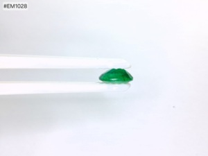 Esmeralda Zambiana Natural, Corte Cojín Facetado, 4.15ct, Alta Calidad, Gema Suelta para Joyería - Product Image 6