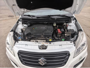 Voiture d'occasion 2021 <span class=keywords><strong>2022</strong></span> 2020 Changan <span class=keywords><strong>Suzuki</strong></span> <span class=keywords><strong>Ciaz</strong></span> Alivio 1.6L CNG Essence Double Carburant Jaune Taxi Lingyao - Product Image 6