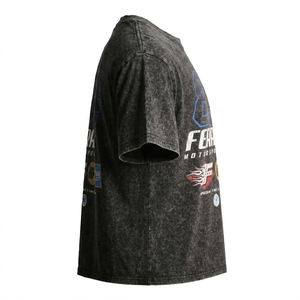 T-shirt graphique vintage pour homme, style motorsport, effet délavé à l'acide – Vêtements de course urbains rétro - Product Image 3