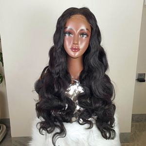 Perruque frontale longue à prix de gros, bouclée/ondulée, noire, en cheveux humains vierges pour femmes, avec dentelle 13*6, cheveux non traités et cuticules alignées - Product Image 1