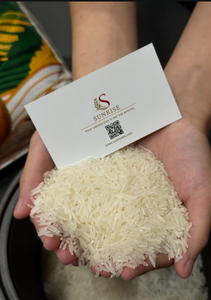 Arroz Blanco Fresco de Grano Corto en Tazón con Borde Rosa, Textura Suave, Listo para Servir, con la Srta. Elena (+84) 966 659 976 - Product Image 2