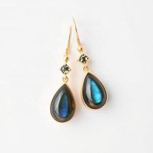 Pendientes de gota de moda de oro clásico para mujer Regalo de cumpleaños elegante con piedra preciosa de labradorita natural - Product Image 3
