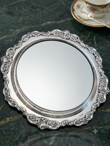 Bandeja Rectangular Metálica de Lujo Vintage Hecha a Mano, Duradera, de Alta Calidad, con Borde Dorado Ornamentado y Acabado Espejo, Decoración de Interiores, Gran Venta - Product Image 6