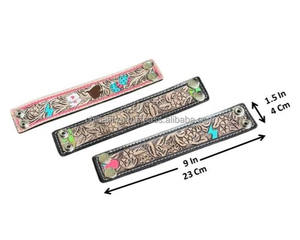 Wholesale <b>Women</b> Fashionable Jewelry Custom Design Hand Tooled Leather Cuff <b>Bracelets</b> Open Cuff Genuine Cowhide Leather Wristband - Product Image 2