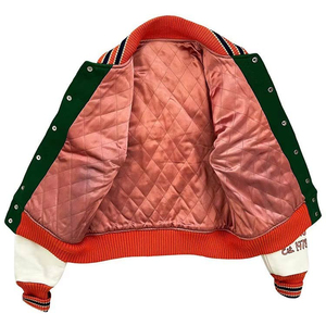 ผู้ผลิตแจ็คเก็ตวาร์ซิตี้แบบ OEM ODM แจ็คเก็ตหนังสีชมพูปักอักษรแบบ Letterman  งานปักไหมเชนีล รับพัฒนาตัวอย่างและออกแบบตามสั่ง - Product Image 3