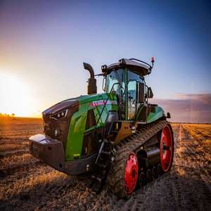 ซื้อรถแทรกเตอร์ฟาร์ม Fendt Vario 1050 มือสอง 250 แรงม้า พร้อมระบบส่งกำลังทรงพลังและประสิทธิภาพการทำงานในทุกสภาพพื้นที่ที่เชื่อถือได้ ในราคาที่แข่งขันได้ - Product Image 5