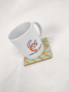 ชุดจานรองแก้วไม้วอลนัทลายเรซิ่นสไตล์โมเดิร์น 4 ชิ้น หนา 4 มม. เป็นมิตรกับสิ่งแวดล้อม ขนาดสั่งทำได้ งานแฮนด์เมด แผ่นรอง แผ่นรองแก้ว งานฝีมือ อินเดีย - Product Image 2