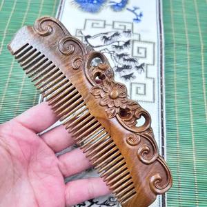 Peine de Madera Ecológico para el Cuidado del Cabello Natural, Antiestático, Desenredante, Masajeador del Cuero Cabelludo, para el Hogar, Salón y Viajes, Suministro Disponible a Nivel Mundial - Product Image 4