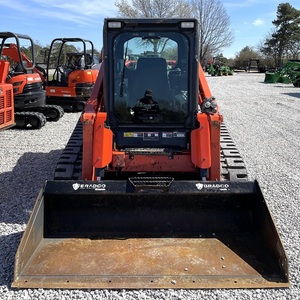 รถตักล้อยางขนาดเล็ก Kubota พร้อมอุปกรณ์จับยึดแบบไฮดรอลิก  รถตักขนาดเล็กแบบตีนตะขาบ  ลดราคา  เครื่องจักรก่อสร้าง - Product Image 2