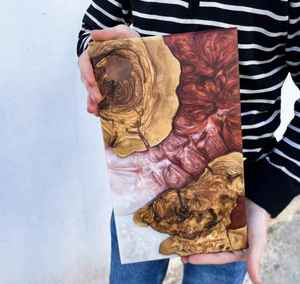 Grande planche à découper en bois et résine époxy, planche à fromage, planche à charcuterie, style mascotte nautique, faite à la main, taille personnalisable, épaisseur 2,0 cm - Product Image 3