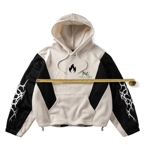 Sudadera con Capucha Unisex NEXTEX de Dos Tonos con Estampado Gótico, Diseño Tribal en las Mangas, Bolsillo Tipo Canguro, Cordón Ajustable, Estilo Urbano - Product Image 5