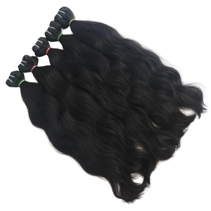 Extensiones de Cabello Remy Virgen Indio 100% Natural, Ondulado Profundo, Doble Trama a Máquina, Negro Natural, 100g, Venta al por Mayor de Fábrica - Product Image 5