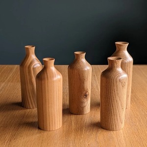 Jarrón de Flores de Madera Tornido a Mano con Acabado Liso, Jarrón Decorativo para Centro de Mesa de Sala de Estar, Decoración del Hogar y Regalos - Product Image 4