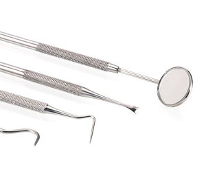 Juego de Instrumentos Quirúrgicos Dentales SAAR GLOBAL de 4 Piezas, Agarre Ergonómico con Diseño Roscado Plateado, Herramientas de Examen Oral, Estuche Rojo, Manual, Clase I CE - Product Image 5