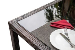 DN00014 Juego de Mesa y Sillas de Comedor de Ratán Moderno para Exteriores, Impermeable, de Alta Calidad, para Apartamento o Villa, con Estructura de Acero y Vidrio Templado - Product Image 3